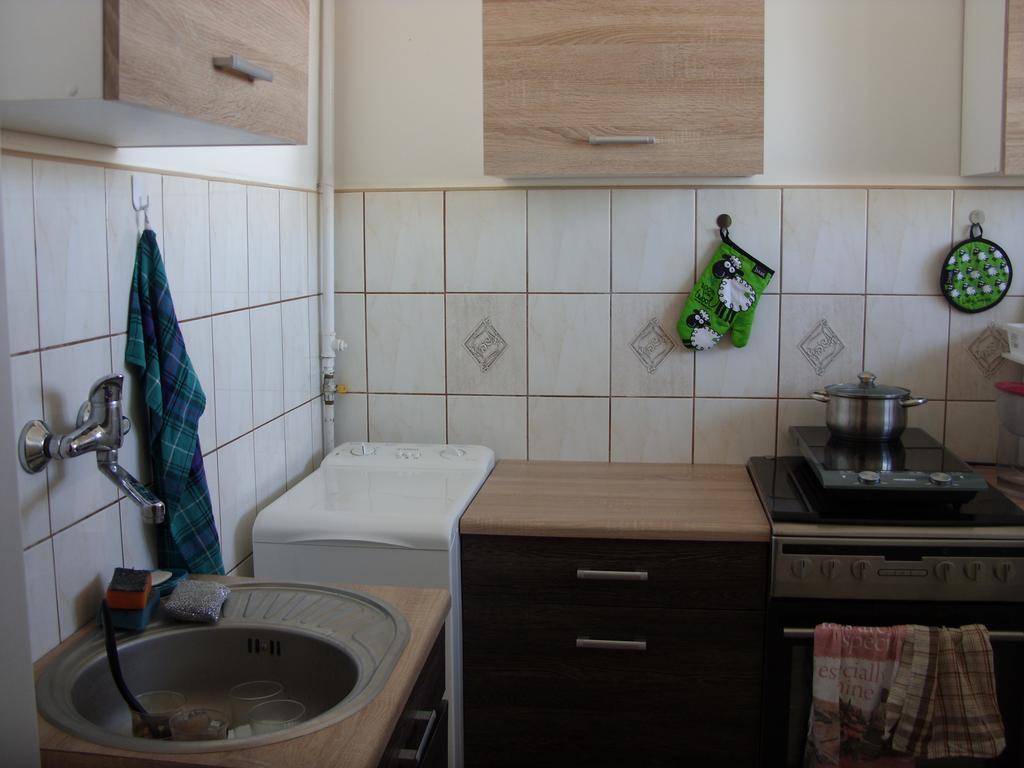 Apartament Obroncow Wybrzeza Apartment Gdansk Room photo